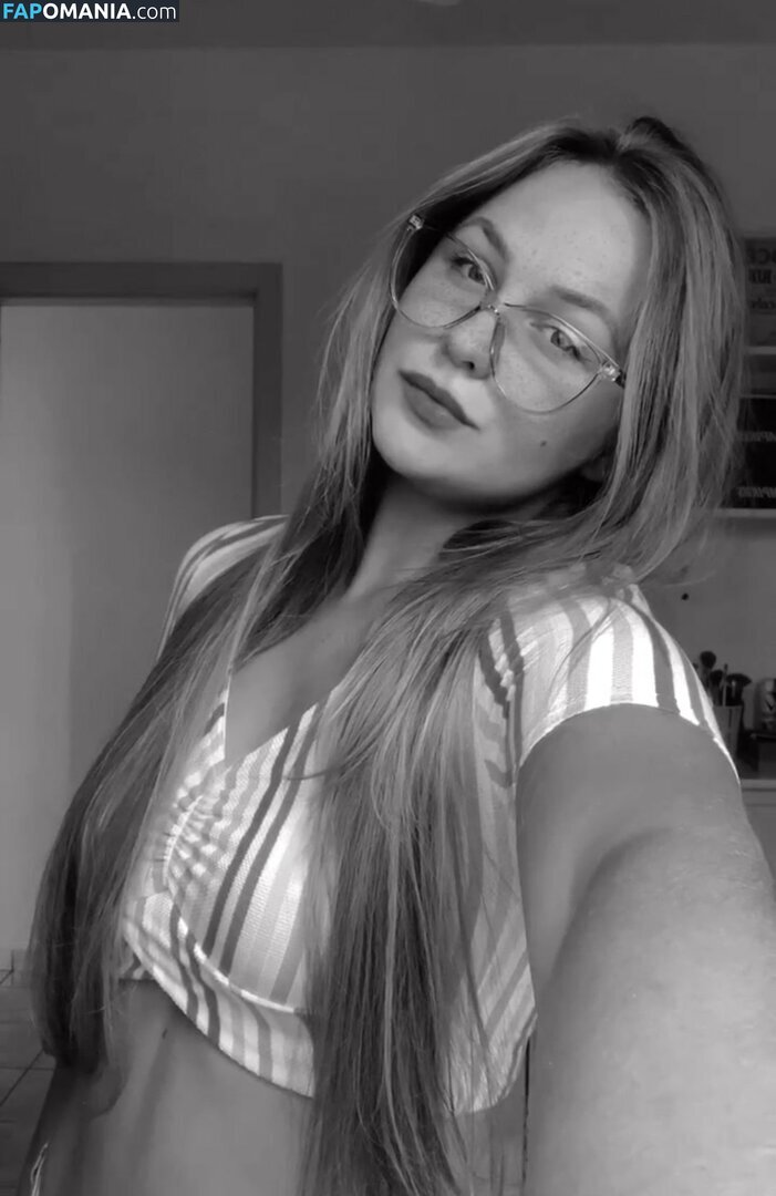 Emilly Schellmann / _emillyschellmann Nude OnlyFans  Leaked Photo #35