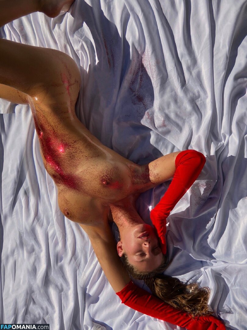 Emily Agnes / isthatemily Nude OnlyFans  Leaked Photo #2