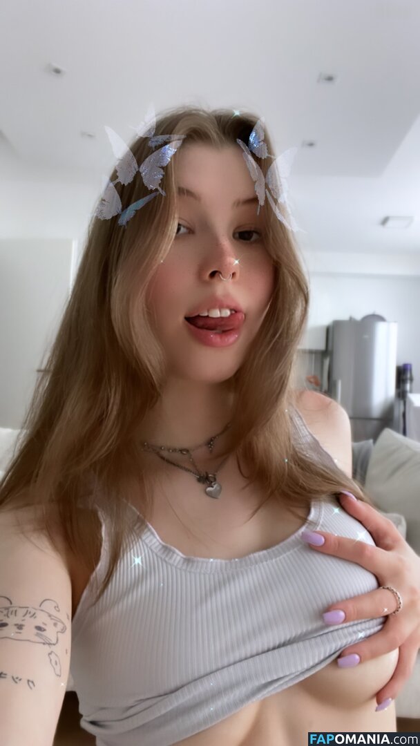 Emily Asmr / cherryemyy / emilyasmrr / emilysmilla Nude OnlyFans  Leaked Photo #3