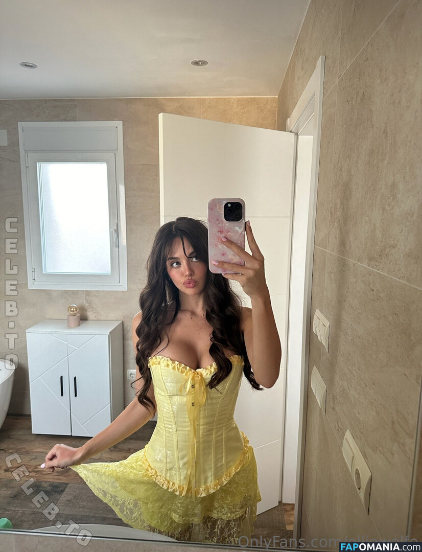 EMILYBLACKYT / Emily Black / ItsEmilyBlackYT / emblack / emilyblacktok / https: / itsemilyblack Nude OnlyFans  Leaked Photo #5