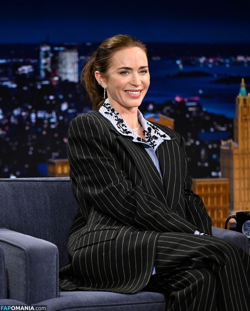 Emily Blunt / _emily_blunt_ / twogirlsoneblunt Nude OnlyFans  Leaked Photo #469