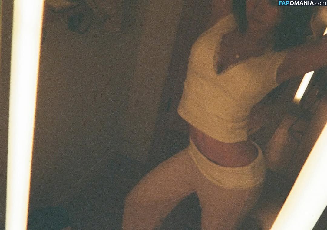 Emily Hung / dcyyy___ Nude OnlyFans  Leaked Photo #8