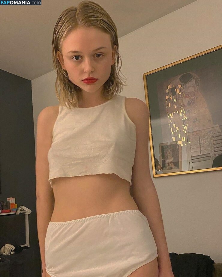 Emily Lind Nude OnlyFans  Leaked Photo #59