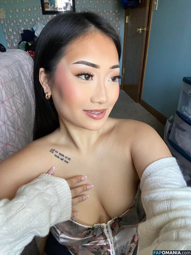 emily.lorr / useronhere Nude OnlyFans  Leaked Photo #7