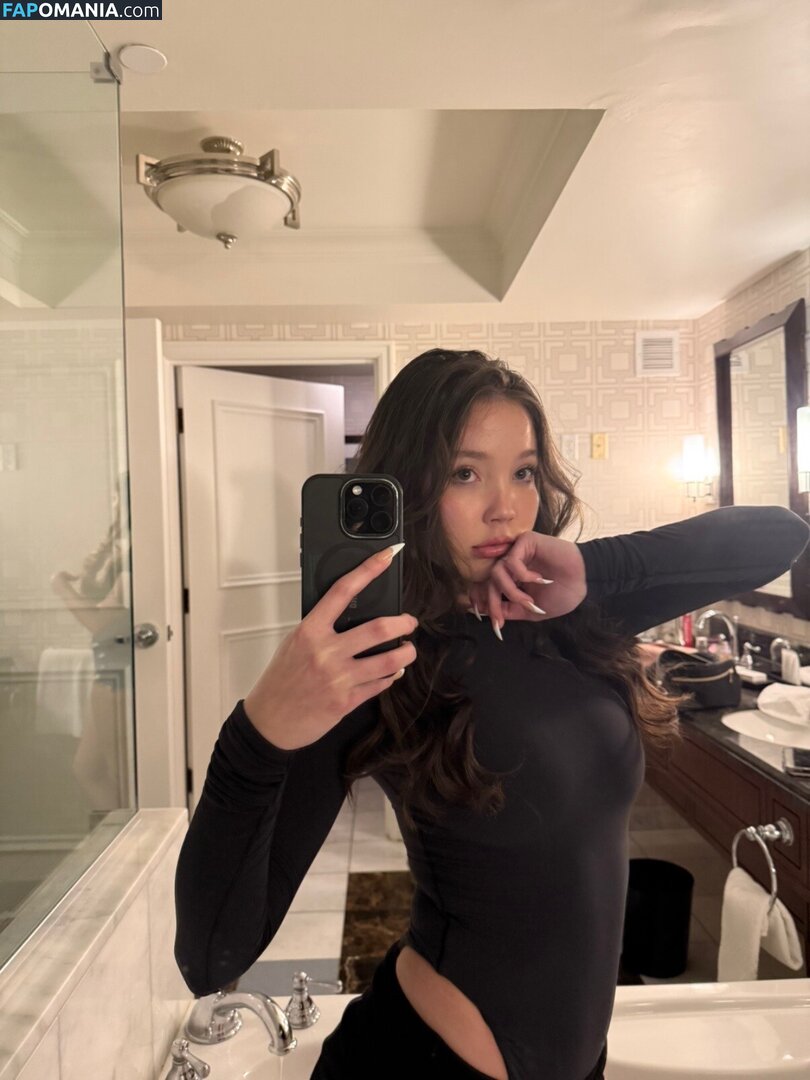 Emily Makis / emily.jm._ / emily.makis / yahhmean._ Nude OnlyFans  Leaked Photo #5