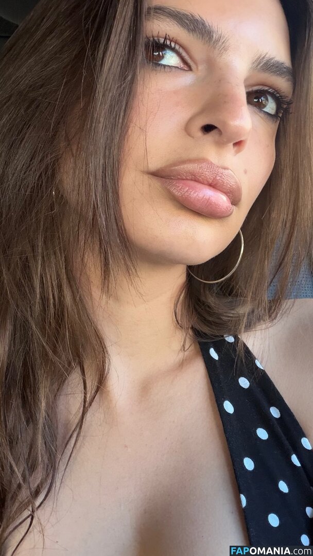 Emily Ratajkowski / Officialemilyratajkowski / emrata / https: Nude OnlyFans  Leaked Photo #14