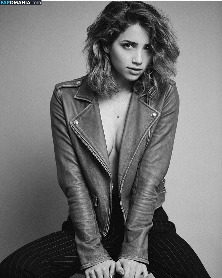 Emily Rudd / emilysteaparty Nude OnlyFans  Leaked Photo #146
