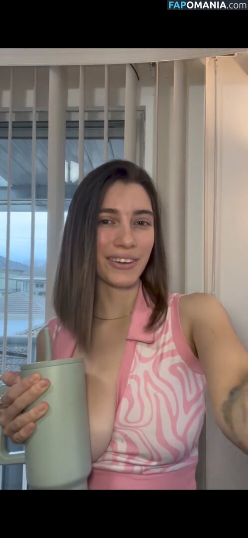 Emily Winterfell / emilysylraa / emilywinterfell / emilyxvirel / emilyxvirel... Nude OnlyFans  Leaked Photo #1