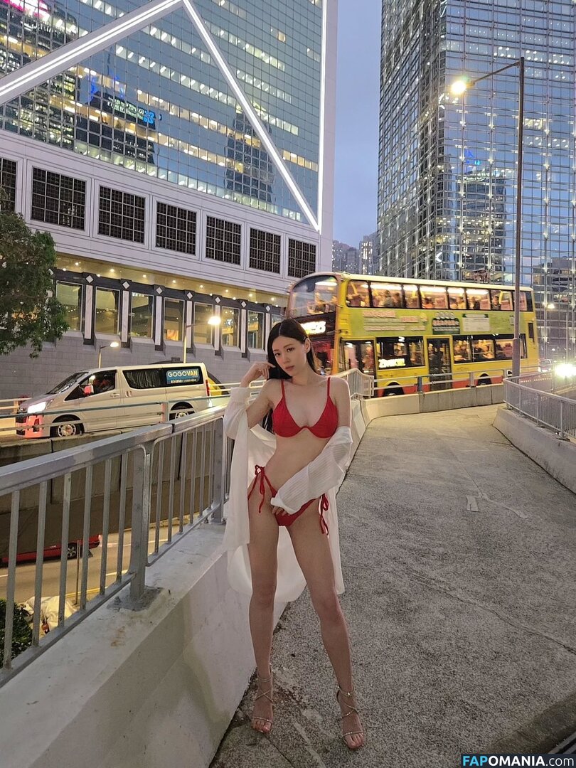 Emilyck Chan / emily_0224 / emilyk8z Nude OnlyFans  Leaked Photo #16