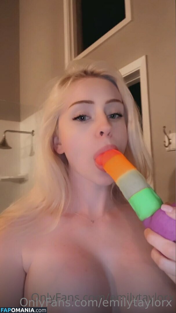 emilytaylorx Nude OnlyFans  Leaked Photo #10