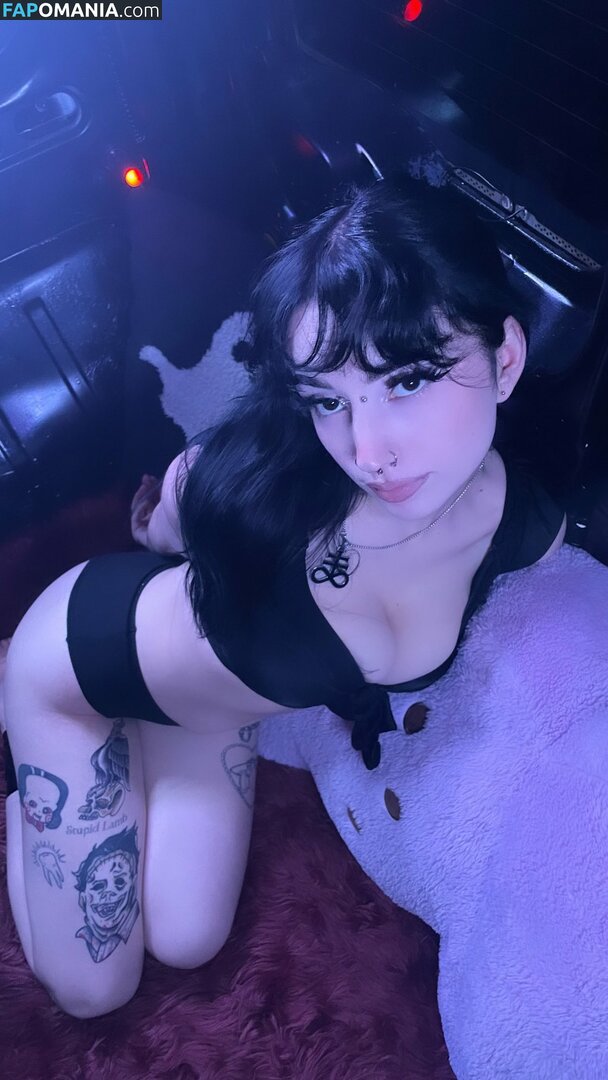 Emilyy Manson / spitreligion Nude OnlyFans  Leaked Photo #10