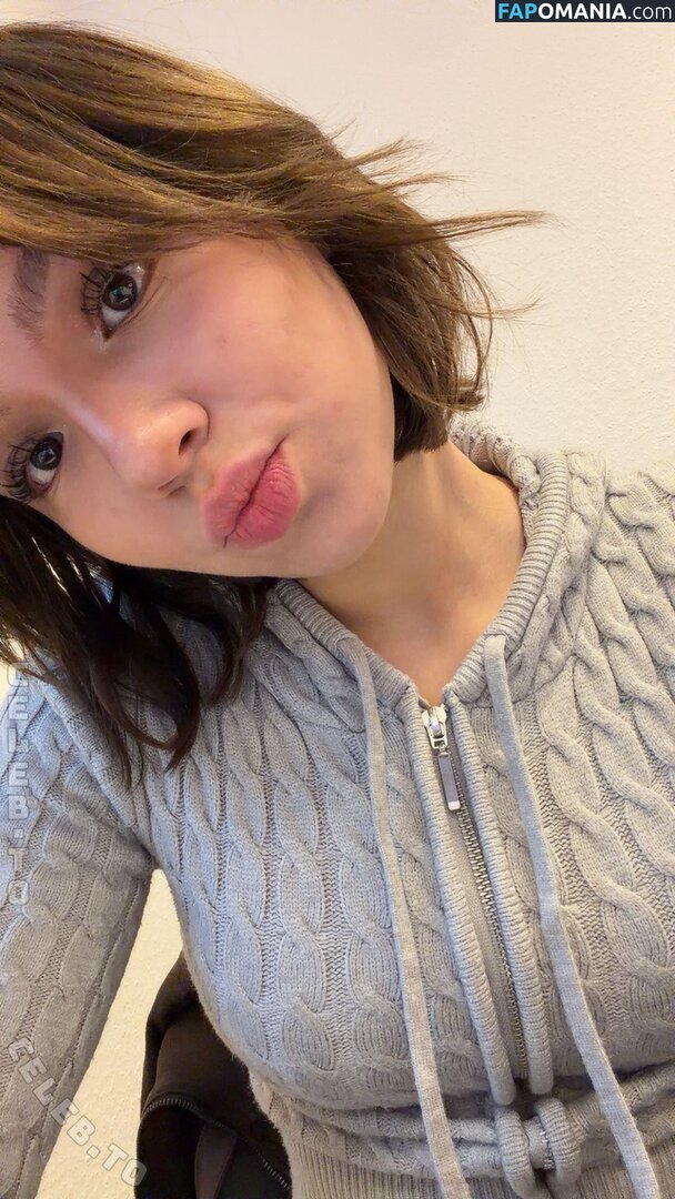 Emilyynl Nude OnlyFans  Leaked Photo #5