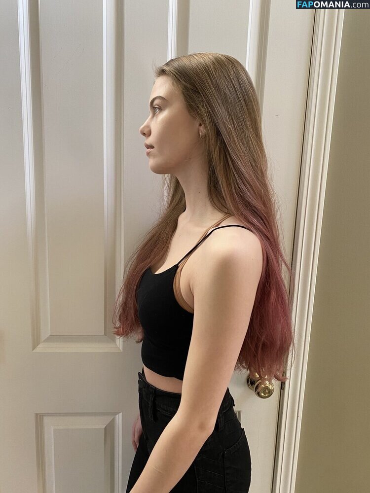 Bradpittsgf / Emma Beardsley / emmabbeardsley Nude OnlyFans  Leaked Photo #14