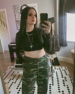 Emma Blackery Emmablackery Nude Leaks Onlyfans Fapomania