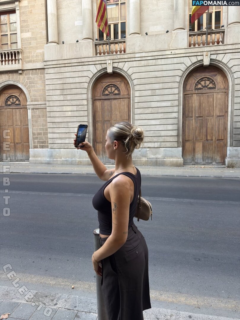 CrazEKanal / Emma Fischer / emmaa.fsr / emmasophxeew Nude OnlyFans  Leaked Photo #2