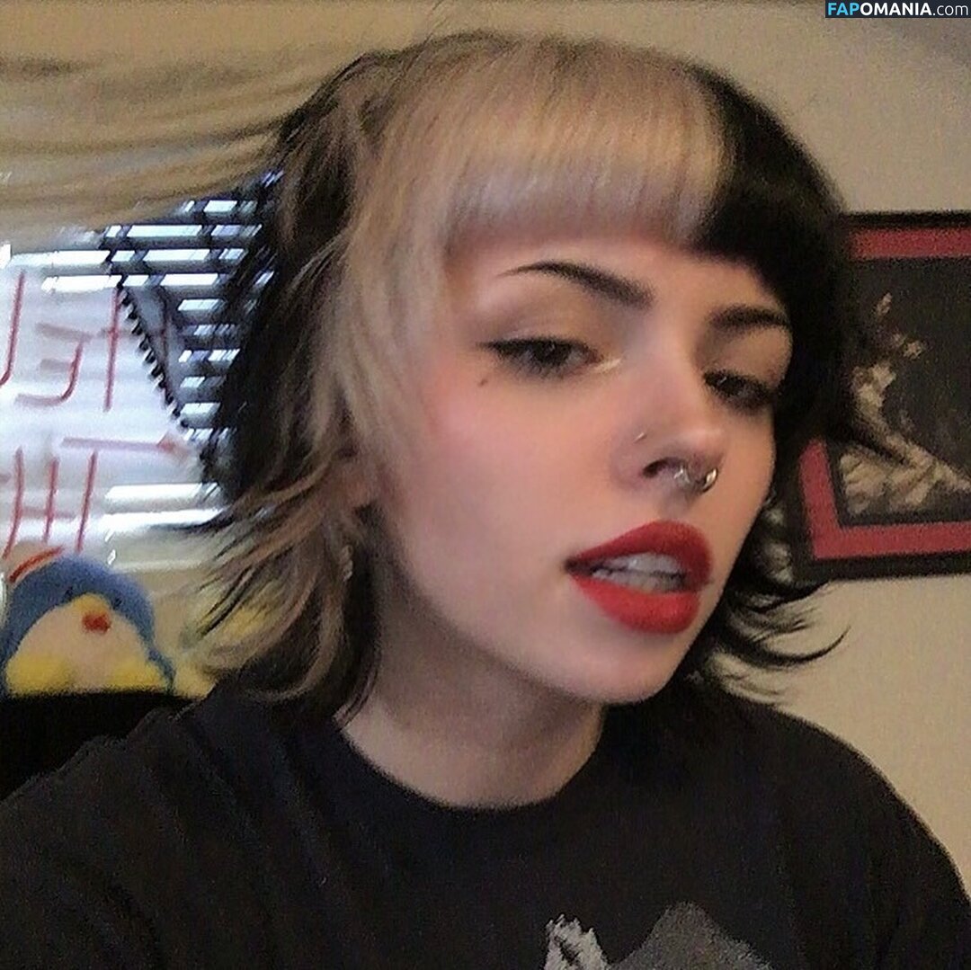 Emma Langevin / emmalangevin / emmalangevinxo Nude OnlyFans  Leaked Photo #886