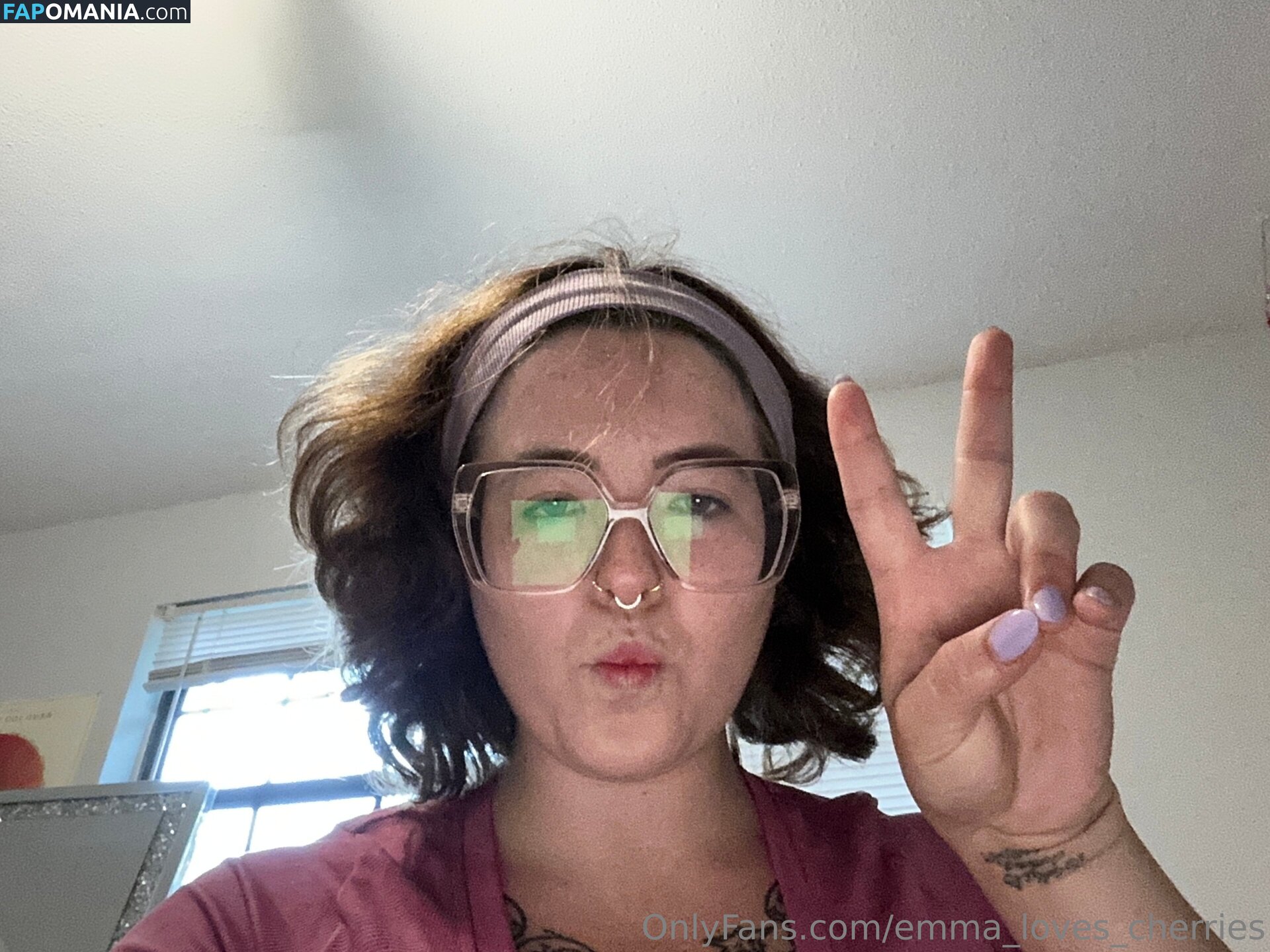 emma_loves_cherries / emmalovescherries Nude OnlyFans  Leaked Photo #3