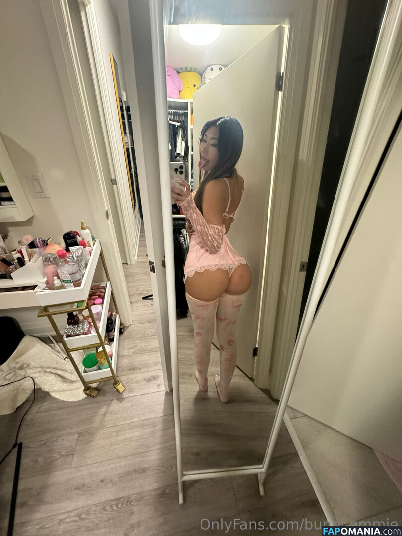 Emma Lvxx / bunni.emmie / daddylvx / emma.lvxx Nude OnlyFans  Leaked Photo #119