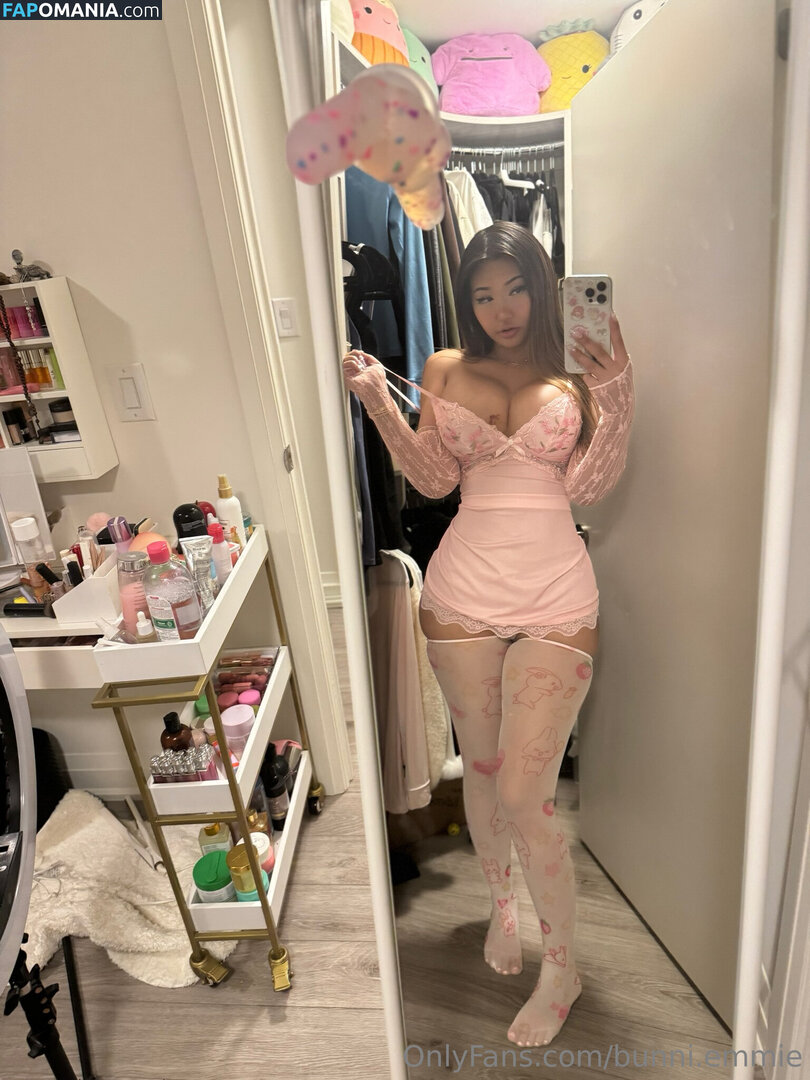 Emma Lvxx / bunni.emmie / daddylvx / emmaslvx Nude OnlyFans  Leaked Photo #152
