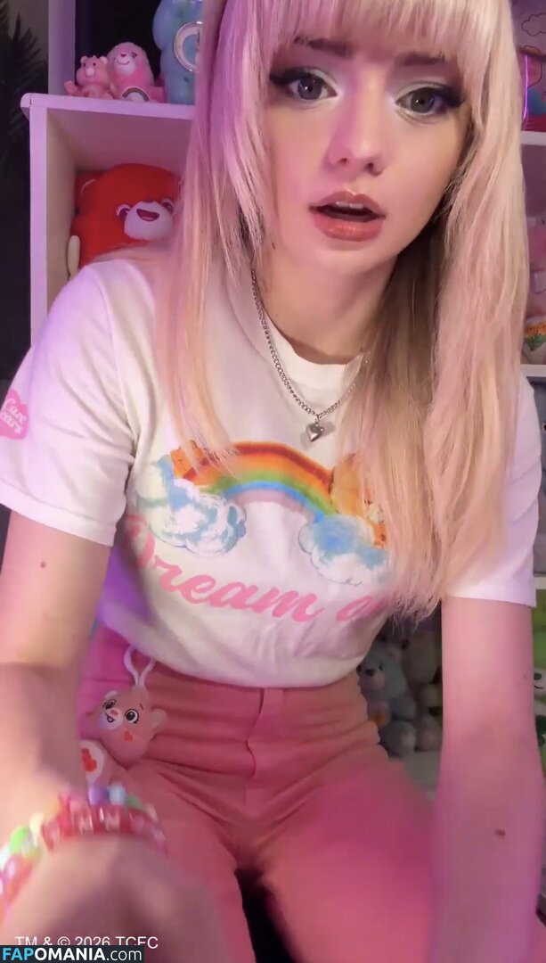 Emma's MySpace / emmaouille / emmas.world / emmasmyspace Nude OnlyFans  Leaked Photo #2
