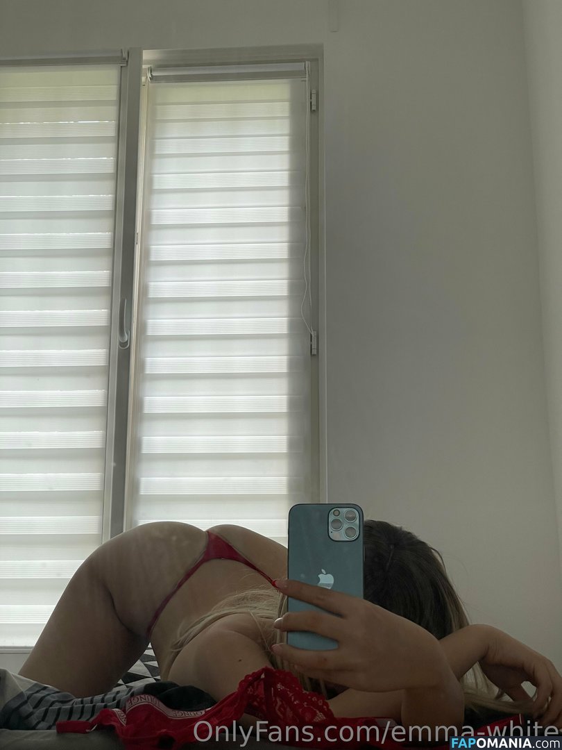 Emma White / Isabel Dolcè / YourEmmaWhite / emmabvb / emmadiary / shamelessrabbit Nude OnlyFans  Leaked Photo #40