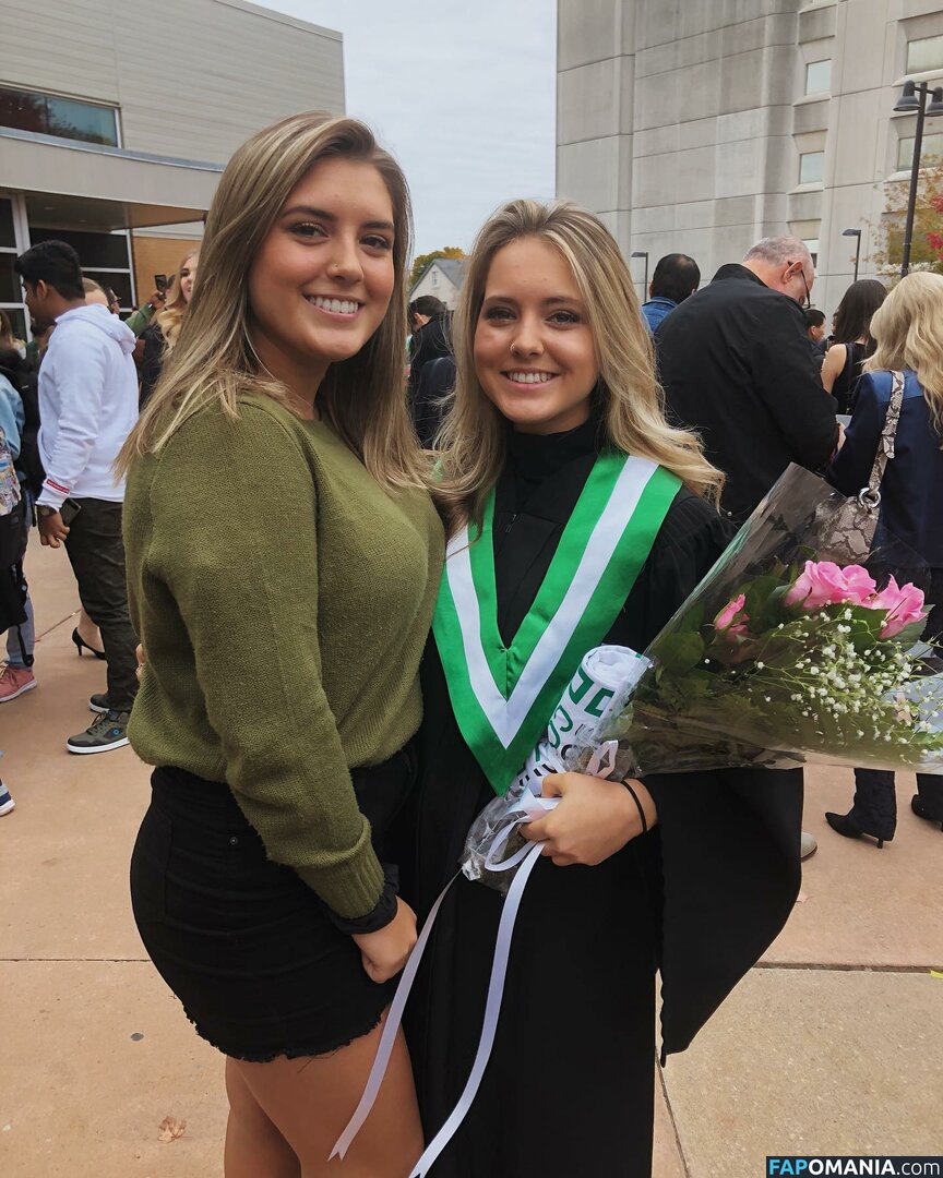 Emma / bunni.emmie / emmachamberlain / kngemma / tinywaistemma Nude OnlyFans  Leaked Photo #98