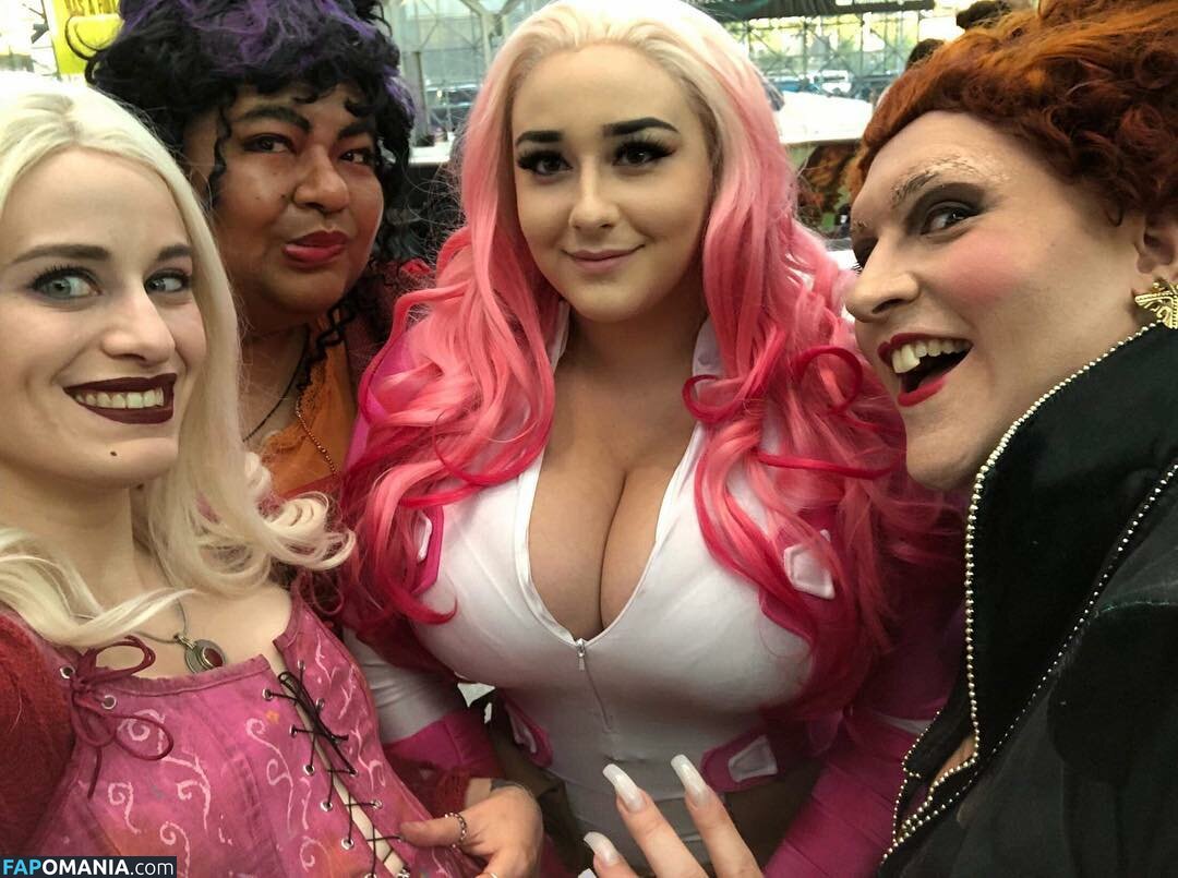 Emma / bunni.emmie / emmachamberlain / kngemma / tinywaistemma Nude OnlyFans  Leaked Photo #123