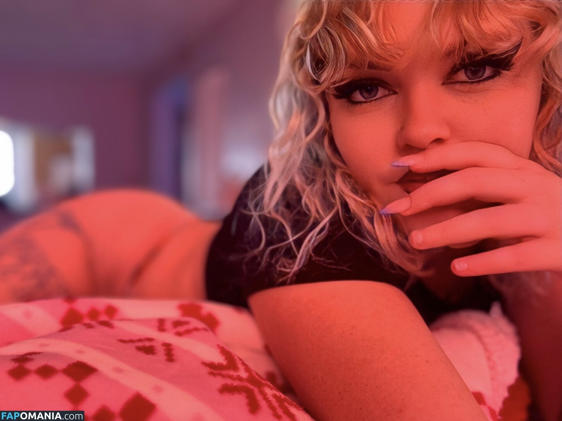 Emmastonerr / emma_stonerr / emma_stonerr... / emma_stonerrhttps / https: / stonerremma Nude OnlyFans  Leaked Photo #2