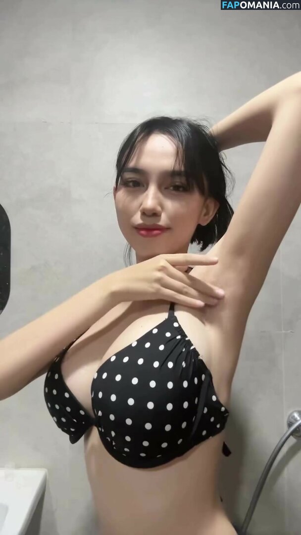 Emmavllryn Nude OnlyFans  Leaked Photo #26