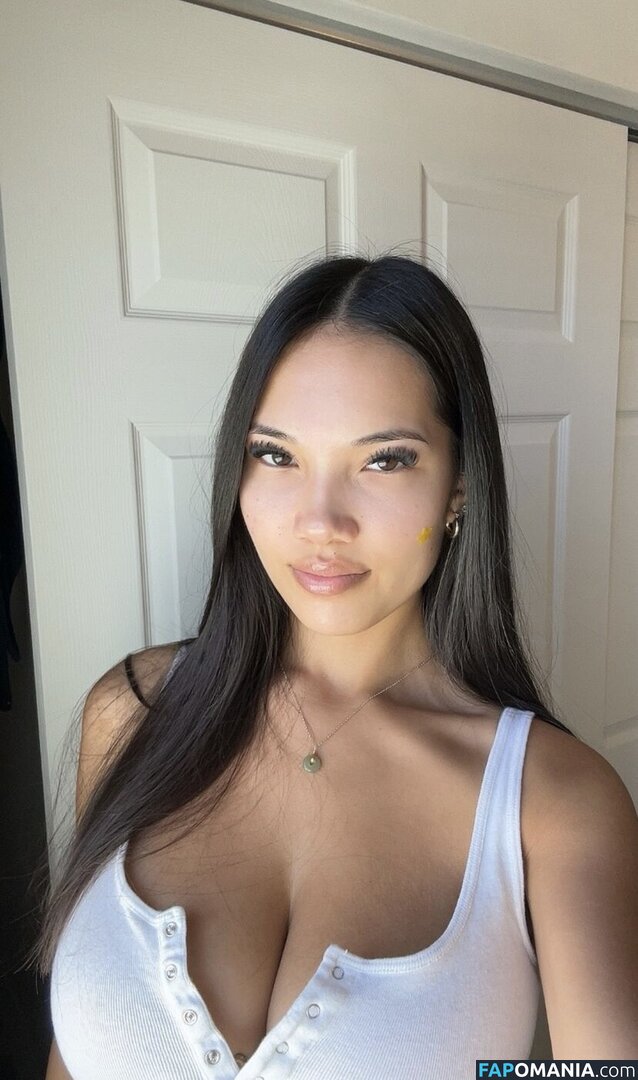 Emme Alcalde / Emmealcalde / eemme.a Nude OnlyFans  Leaked Photo #8