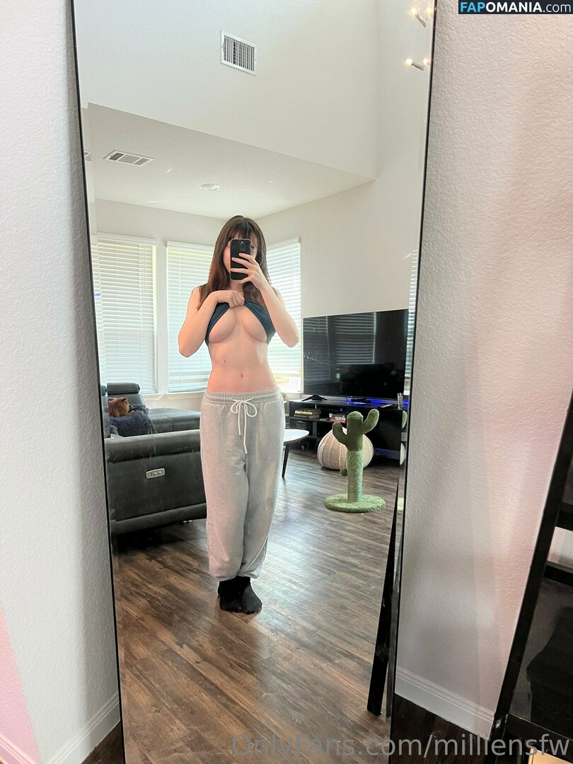 Emmia / eMillieNSFW / emmaskies Nude OnlyFans  Leaked Photo #84