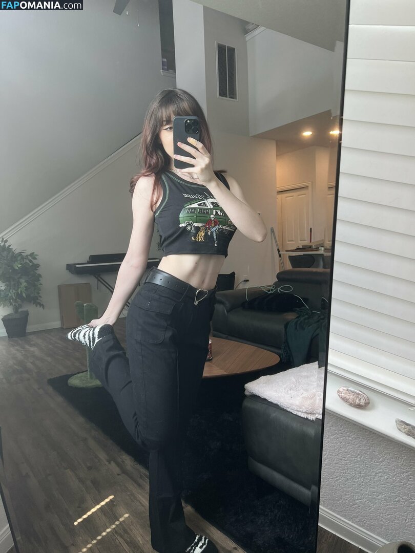 Emmia / eMillieNSFW / emmaskies Nude OnlyFans  Leaked Photo #125