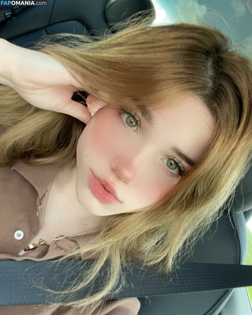 emmybeehz / emmyuh / emmyurr Nude OnlyFans  Leaked Photo #42