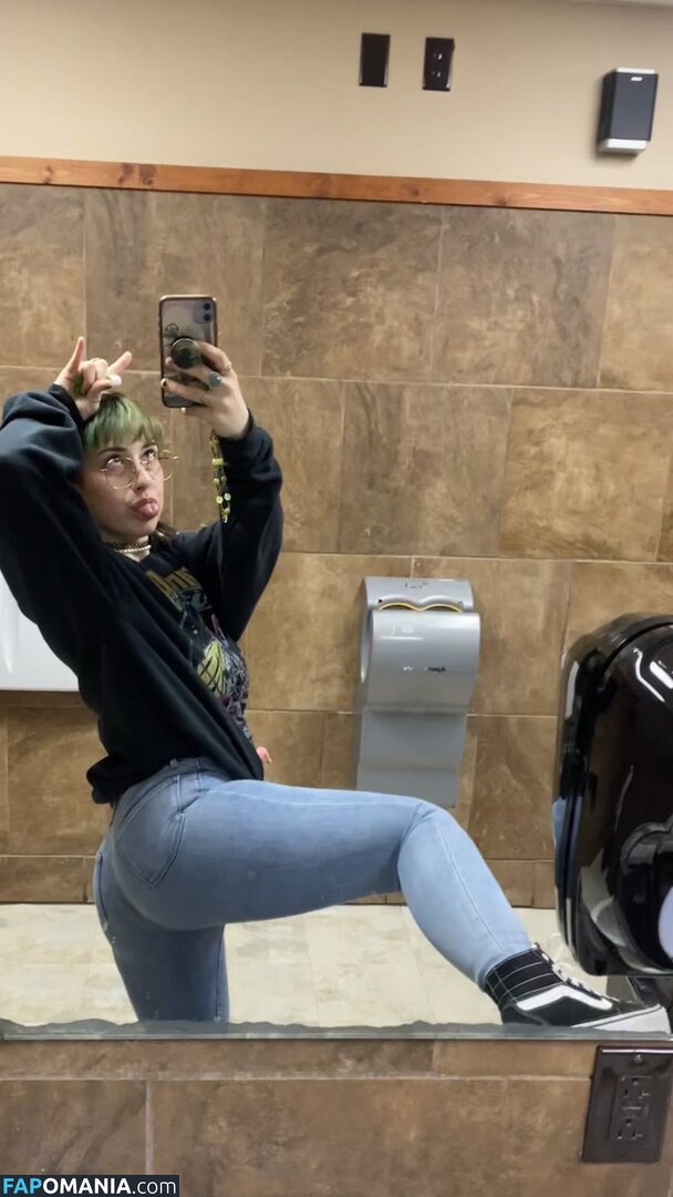 emocranberries / emocranberry Nude OnlyFans  Leaked Photo #1