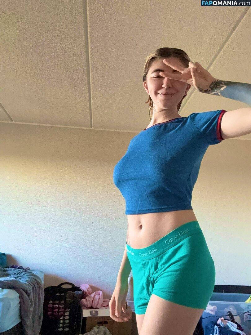 erasedweeaboo / erasedweeb Nude OnlyFans  Leaked Photo #4
