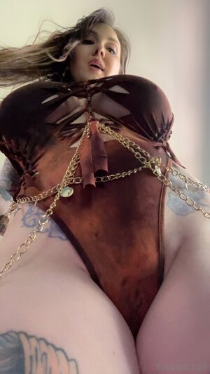 Erica Fett