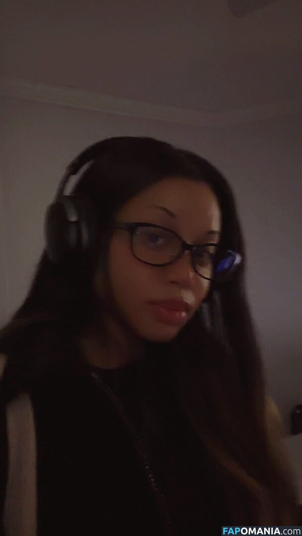 BigBossBoze / Ericka Bozeman Nude OnlyFans  Leaked Photo #3
