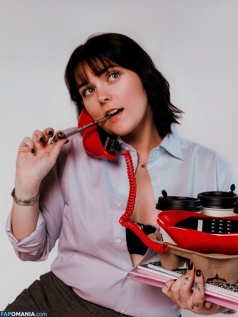 Erin Dougal / Smosh / erindougal Nude OnlyFans  Leaked Photo #13