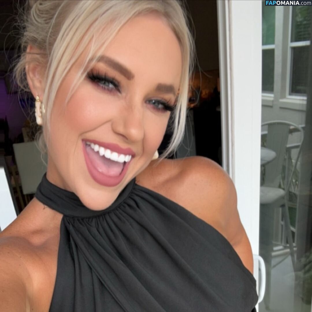 Erin Fay / avrilbaby / erinlfay Nude OnlyFans  Leaked Photo #1