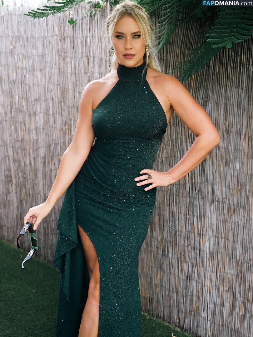 Erin Fay / avrilbaby / erinlfay Nude OnlyFans  Leaked Photo #6