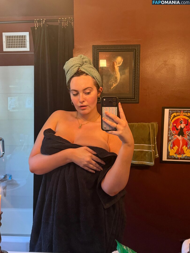 Erinmhk / erinmarleyklay / noterinmhk Nude OnlyFans  Leaked Photo #104