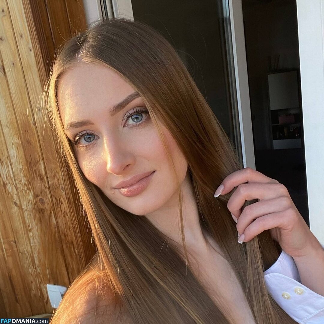 erin_pink_model / erinpinkmo Nude OnlyFans  Leaked Photo #1