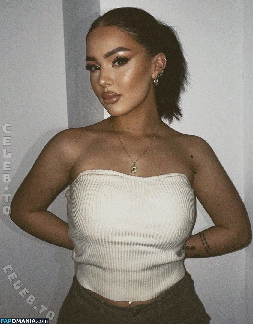 Estellakr Nude OnlyFans  Leaked Photo #1