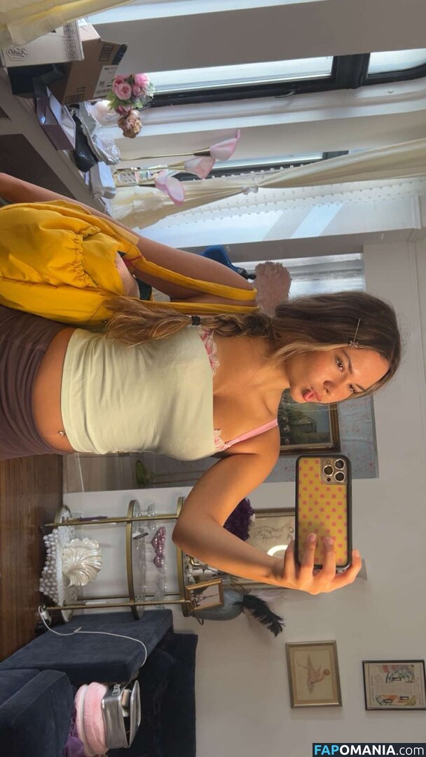 Ester Dobrik / esterrdobrik Nude OnlyFans  Leaked Photo #9