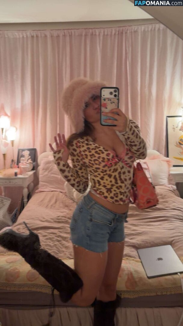 Ester Dobrik / esterrdobrik Nude OnlyFans  Leaked Photo #53
