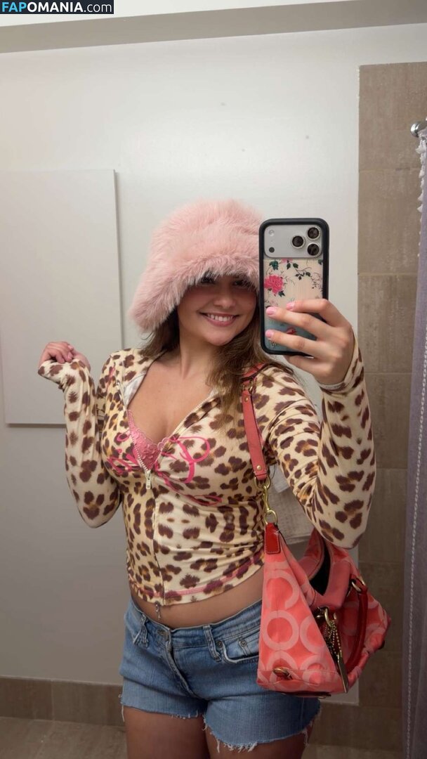 Ester Dobrik / esterrdobrik Nude OnlyFans  Leaked Photo #54