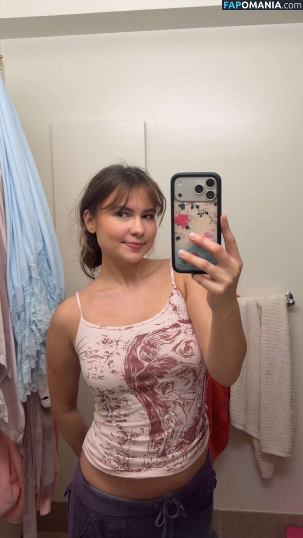 Ester Dobrik / esterrdobrik Nude OnlyFans  Leaked Photo #76