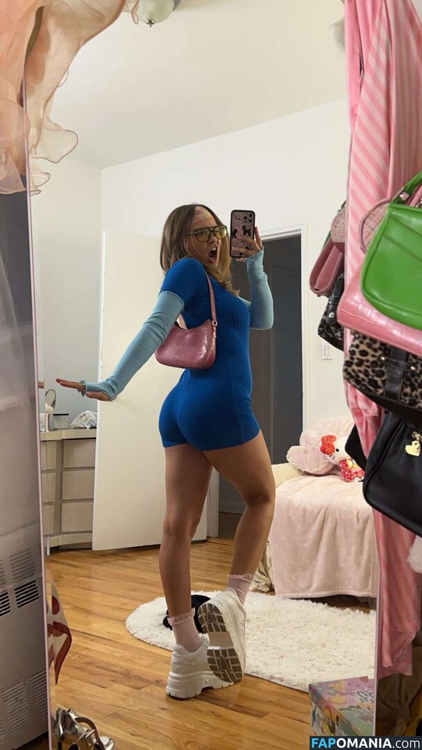 Ester Dobrik / esterrdobrik Nude OnlyFans  Leaked Photo #77