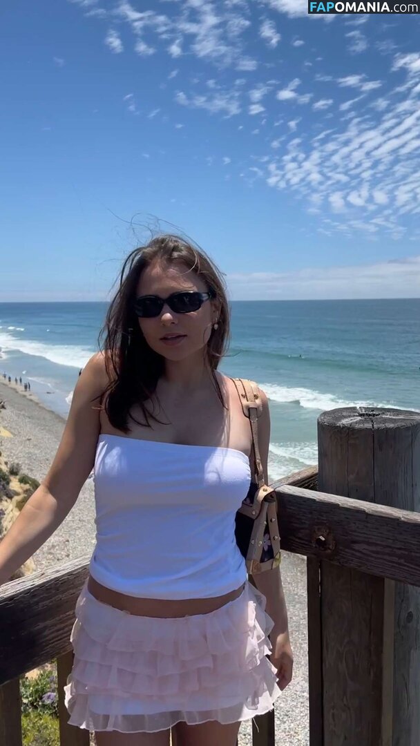 Ester Dobrik / esterrdobrik Nude OnlyFans  Leaked Photo #78