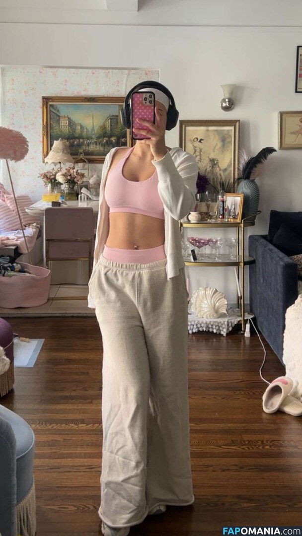 Ester Dobrik / esterrdobrik Nude OnlyFans  Leaked Photo #81